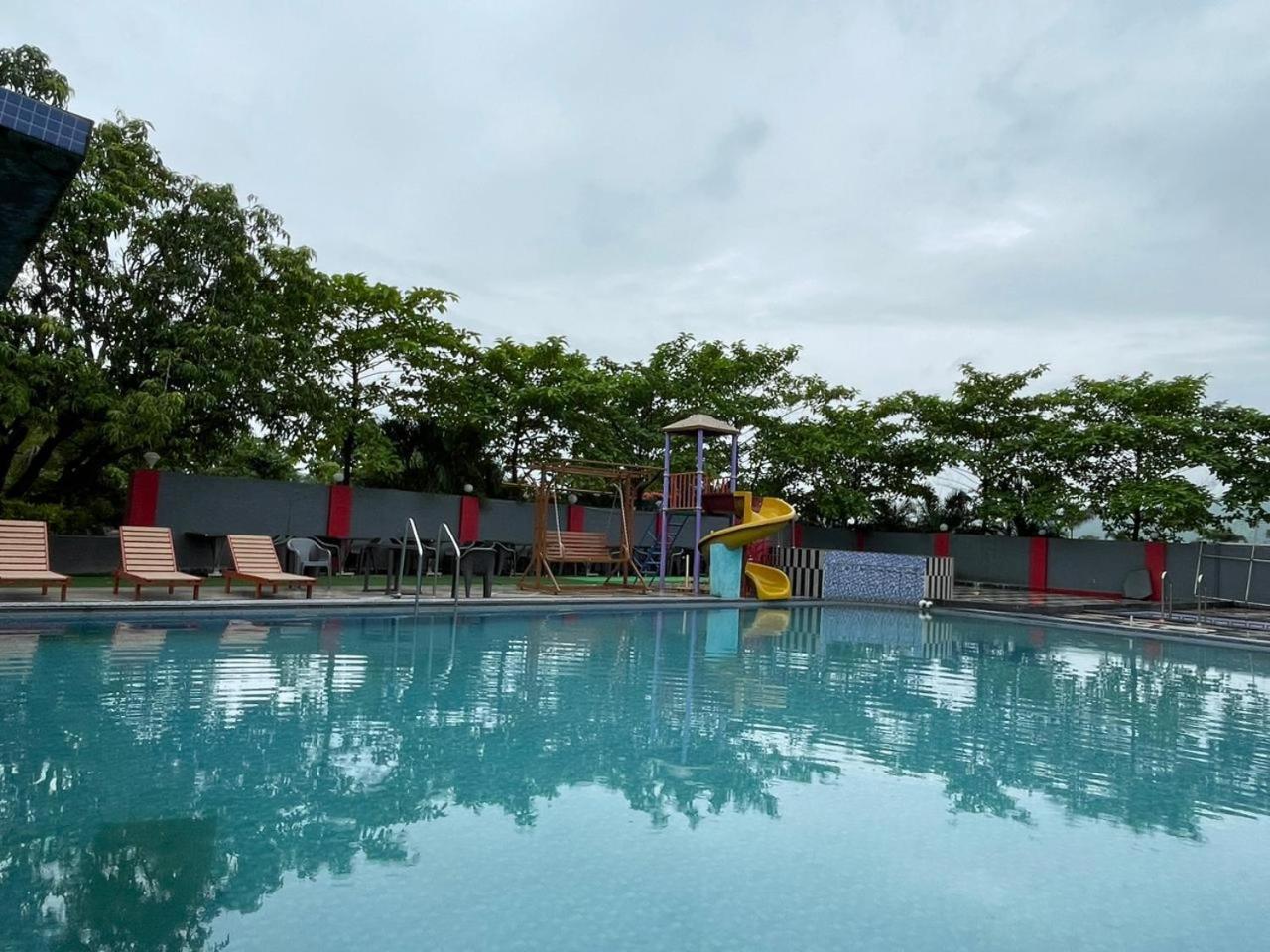 Wayfare Sp Resort Panvel Exterior foto