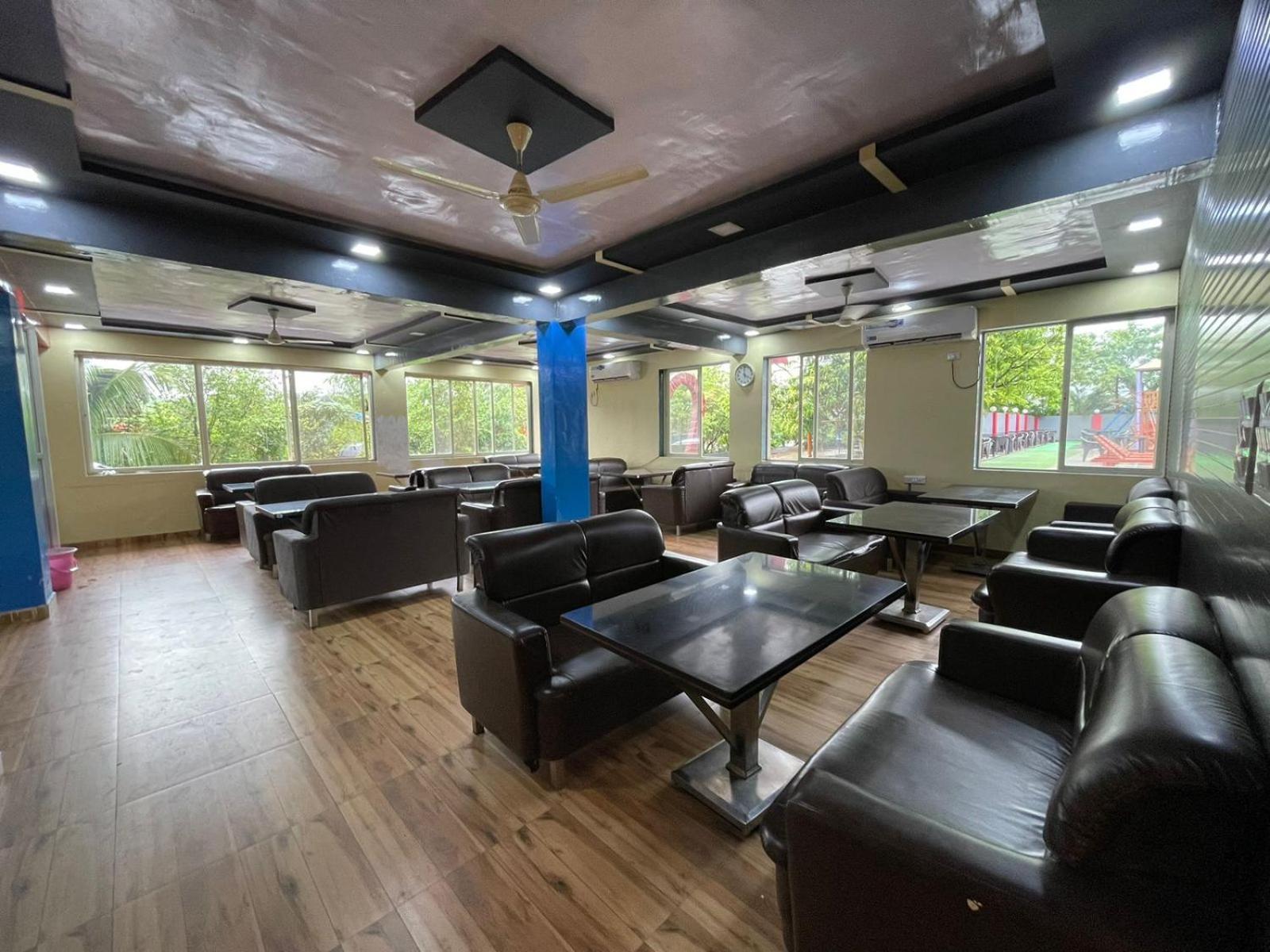 Wayfare Sp Resort Panvel Exterior foto