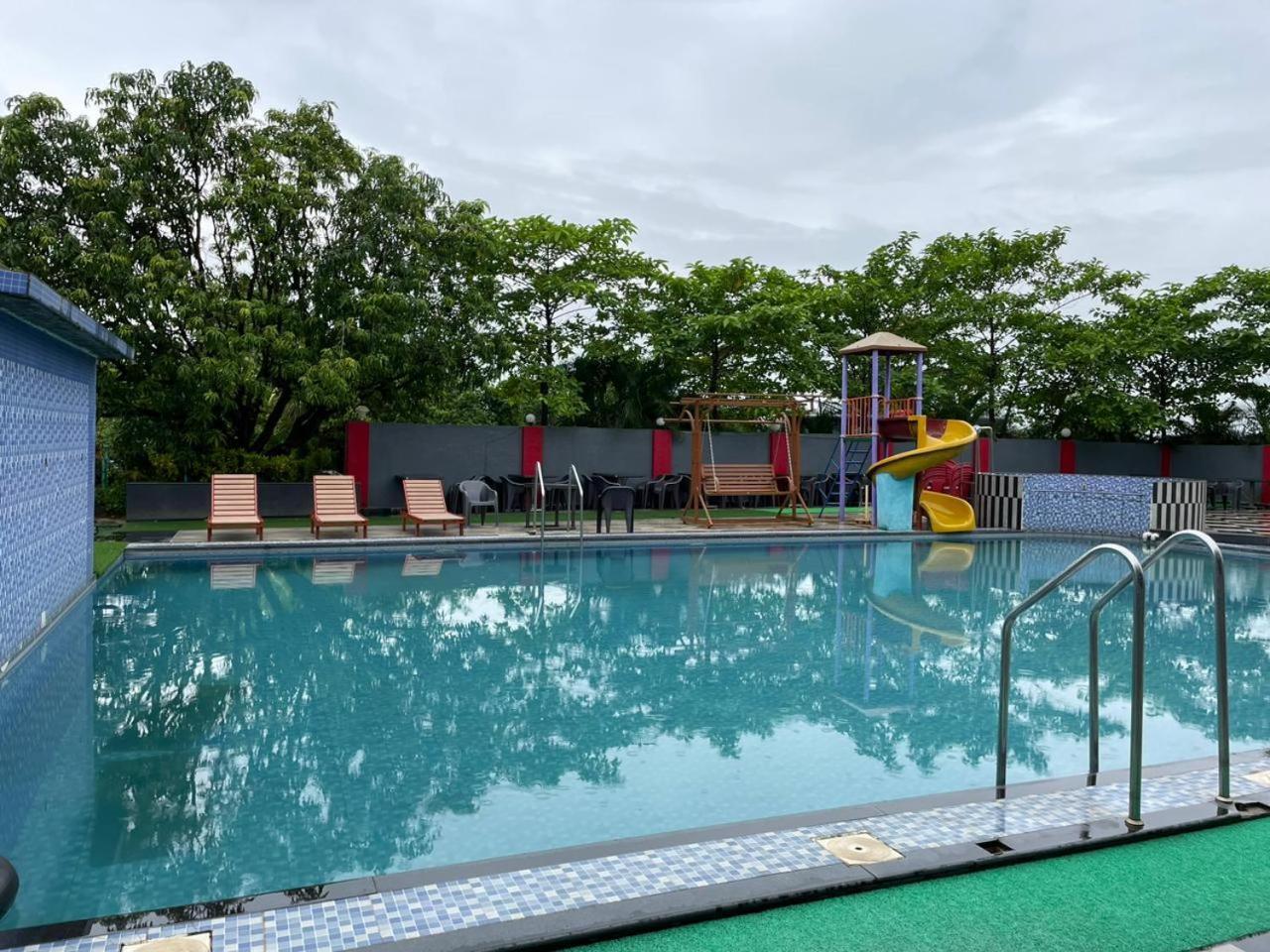 Wayfare Sp Resort Panvel Exterior foto