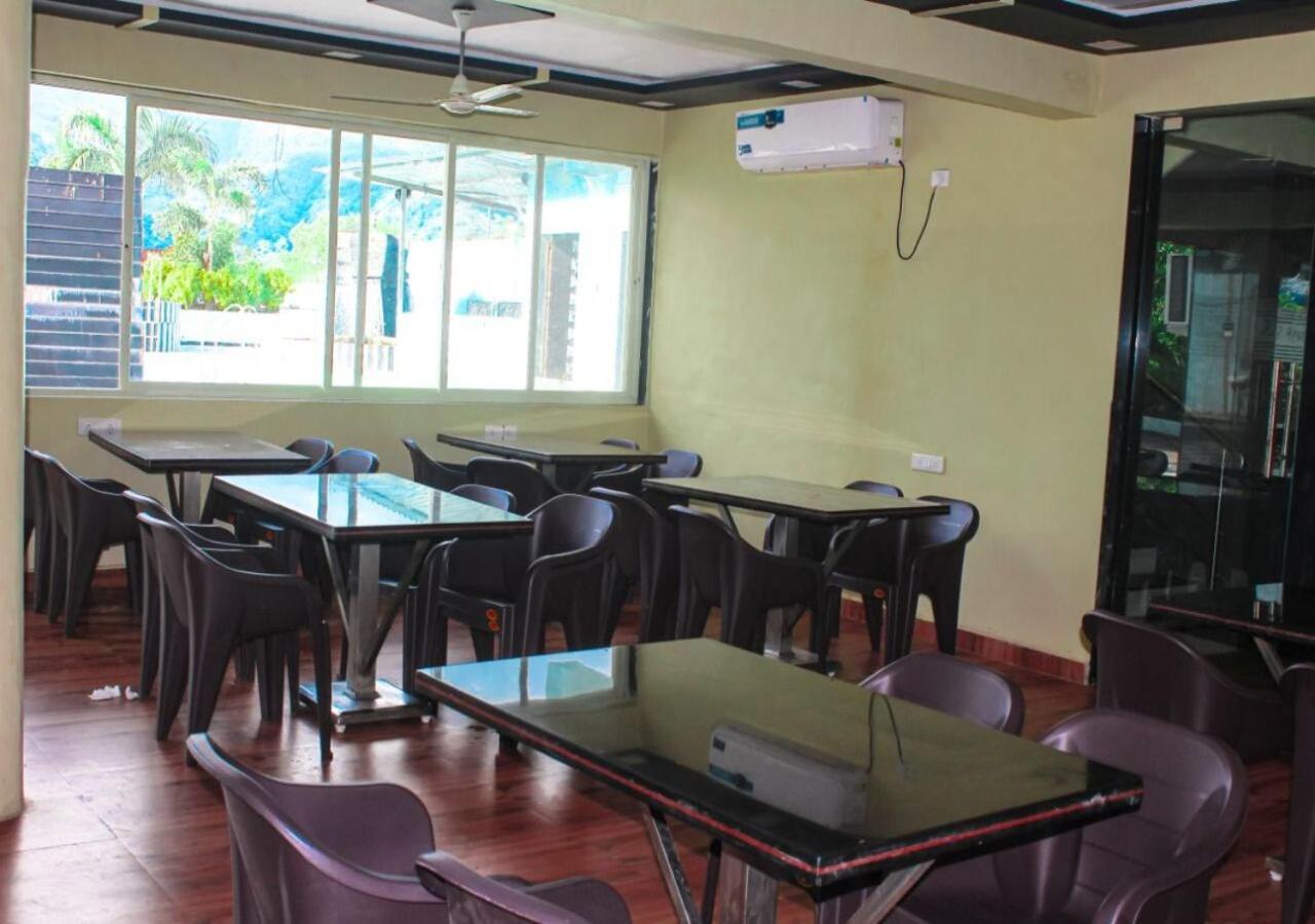 Wayfare Sp Resort Panvel Exterior foto