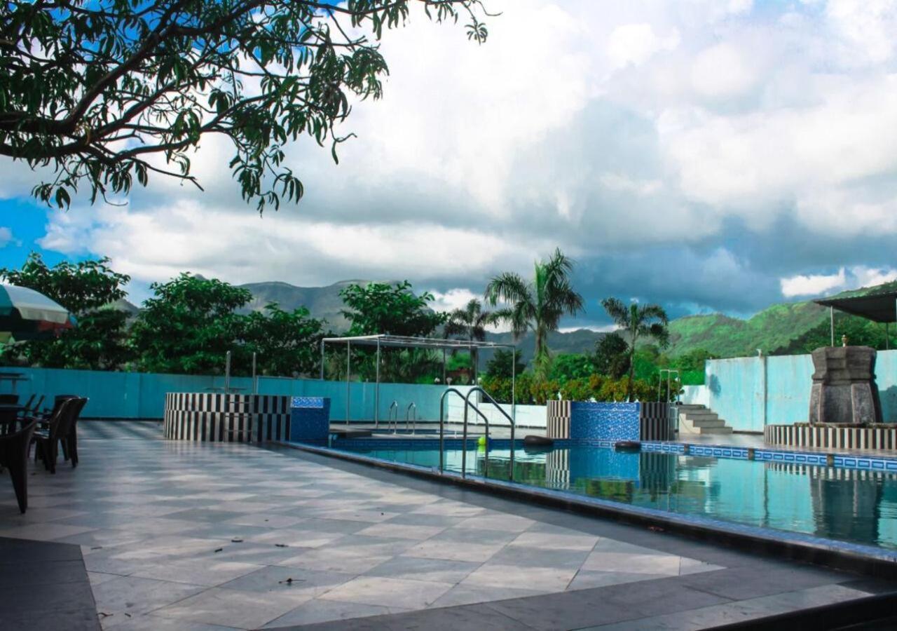 Wayfare Sp Resort Panvel Exterior foto